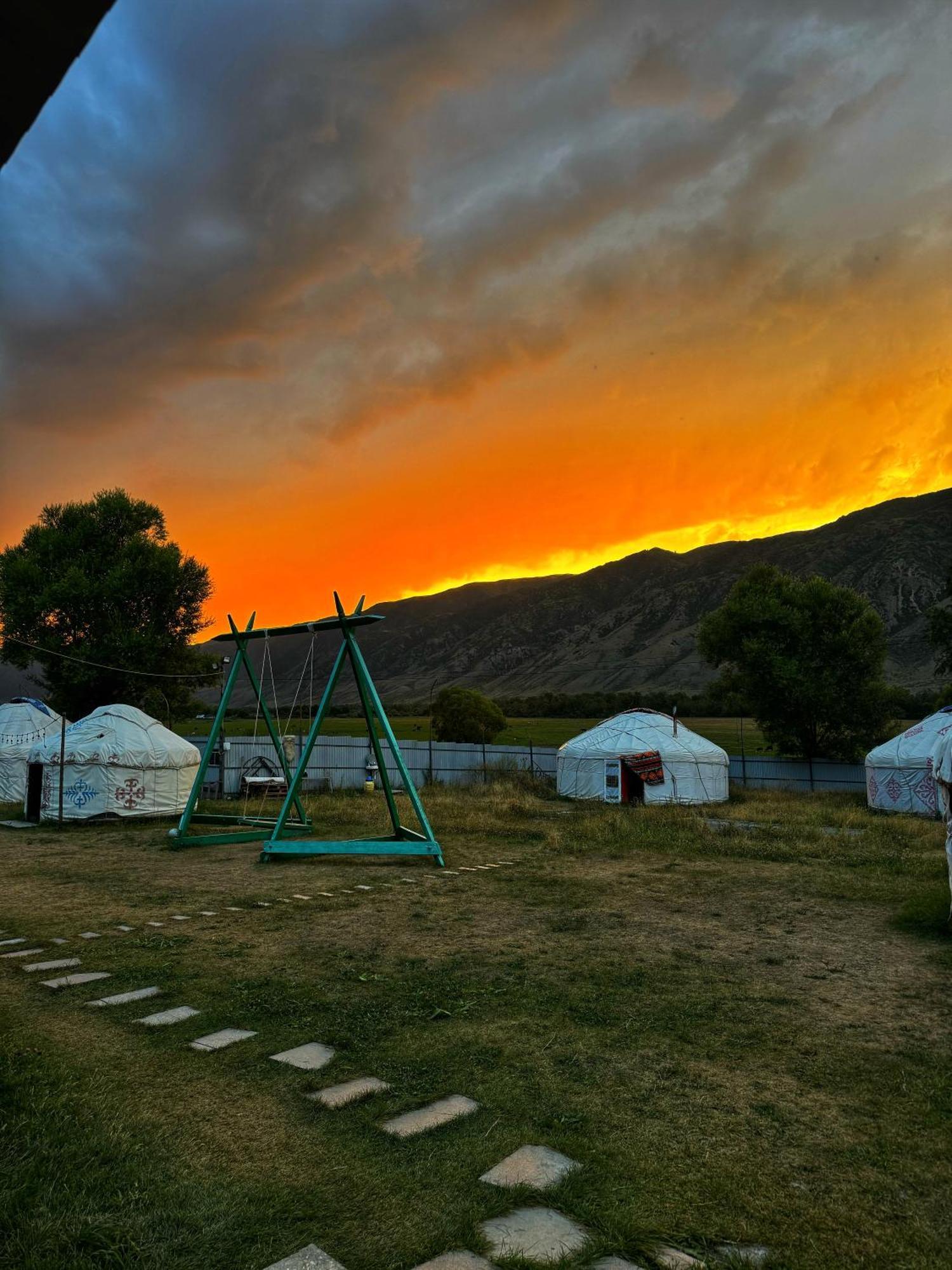 Kolsay Kazakh Village Saty Екстер'єр фото